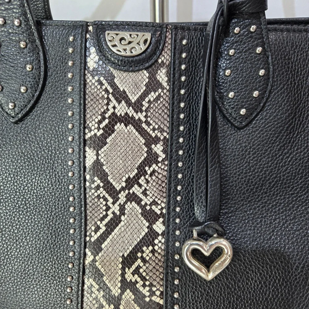 Brighton Tote Bag‎ Black Snakeskin Studded Leather Heart Charm Crossbody